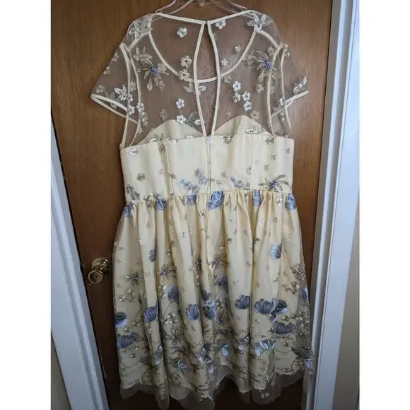 Magnolia Park Floral Dress - Picture 3 of 4